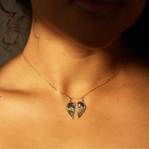 Catbird Jewelry - Catbird x Phoebe Bridgers Kissing Skull Friend Charm Set in Yellow Gold